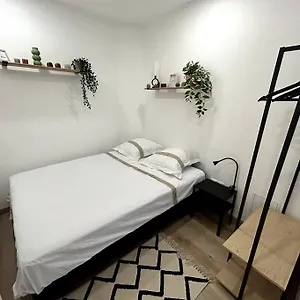 apt-le-patio-du-lavoir-ideal-viarhona.hotels-rhonealpes.com/