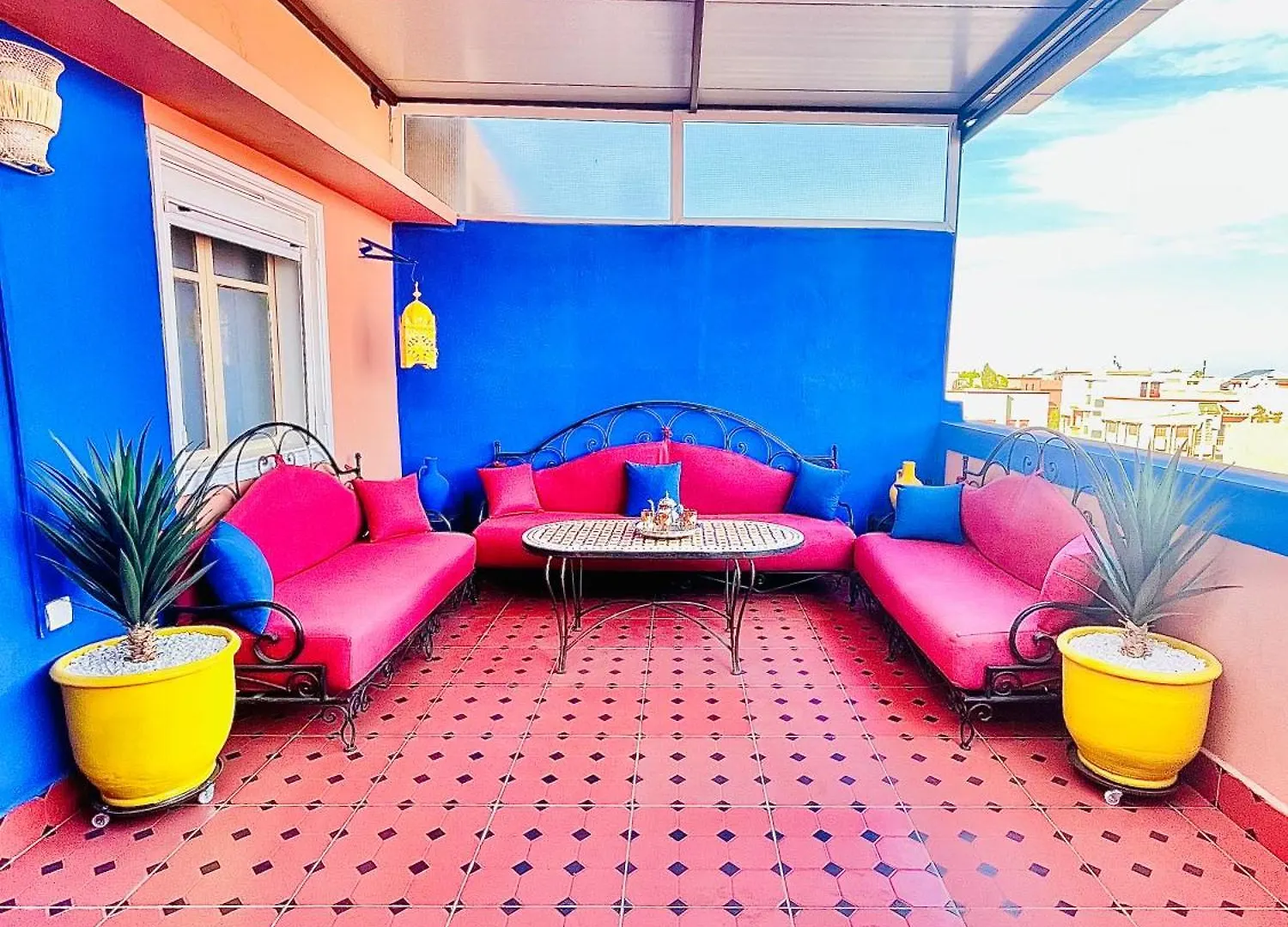 Apartment with nice private terrace&parking Appartement avec jolie terrasse privée et parking Marrakesh